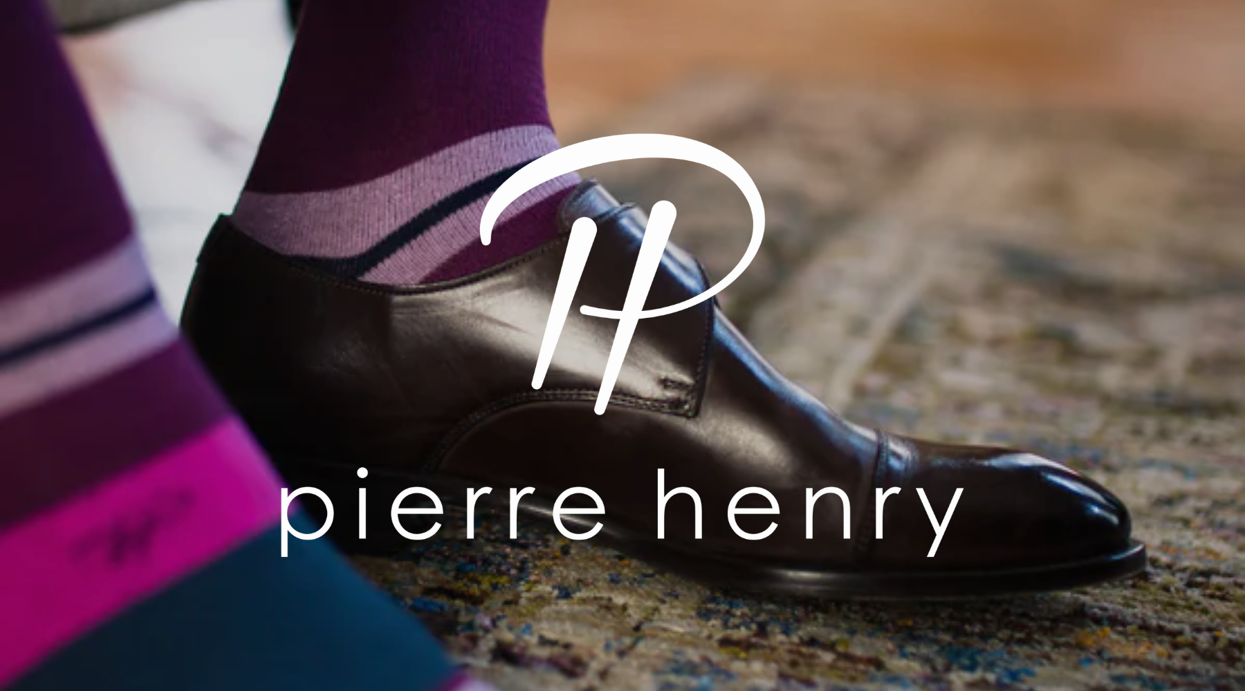 Guide to Wearing Colorful Dress Socks with a Navy Suit