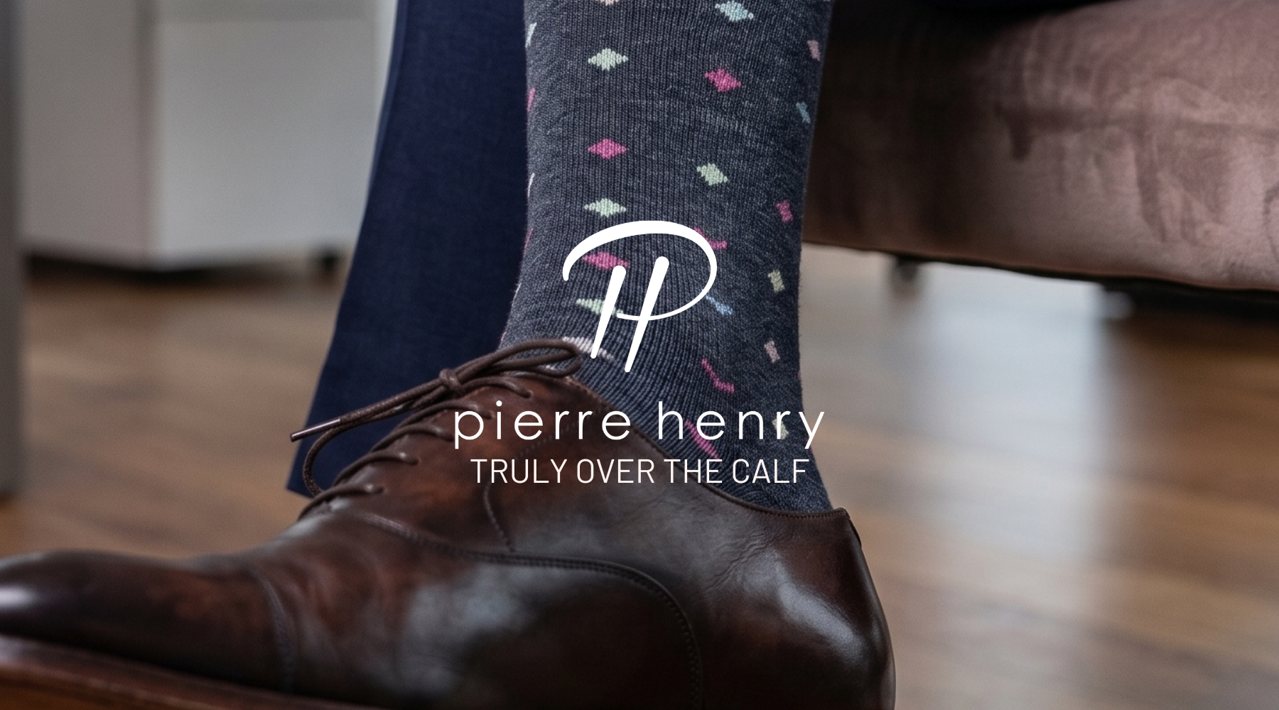 The Navy & Brown Protocol: Choosing the Right Socks for the Iconic Suit Combination