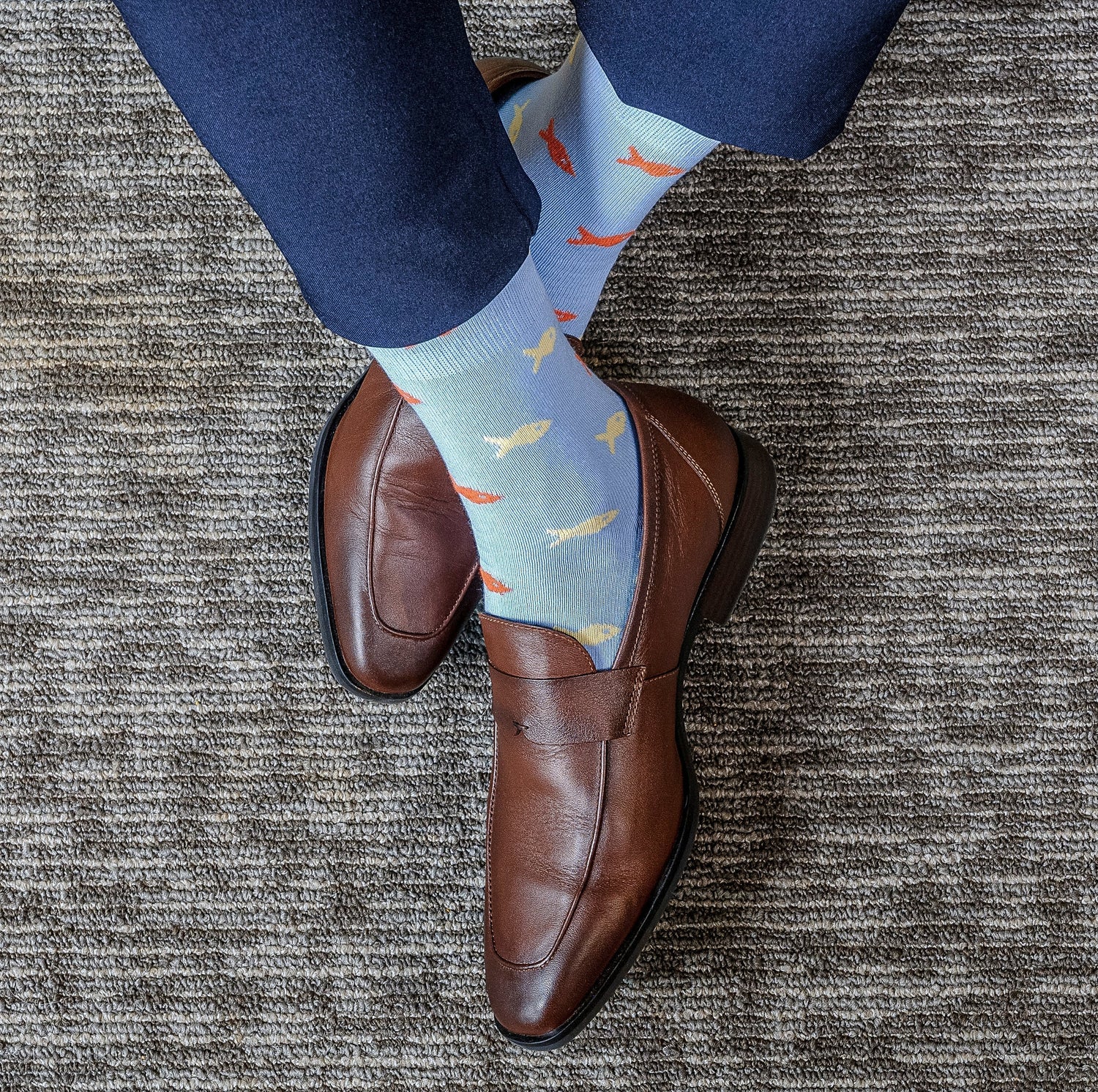 How to Wear Bright Colors and Still Look Stylish?