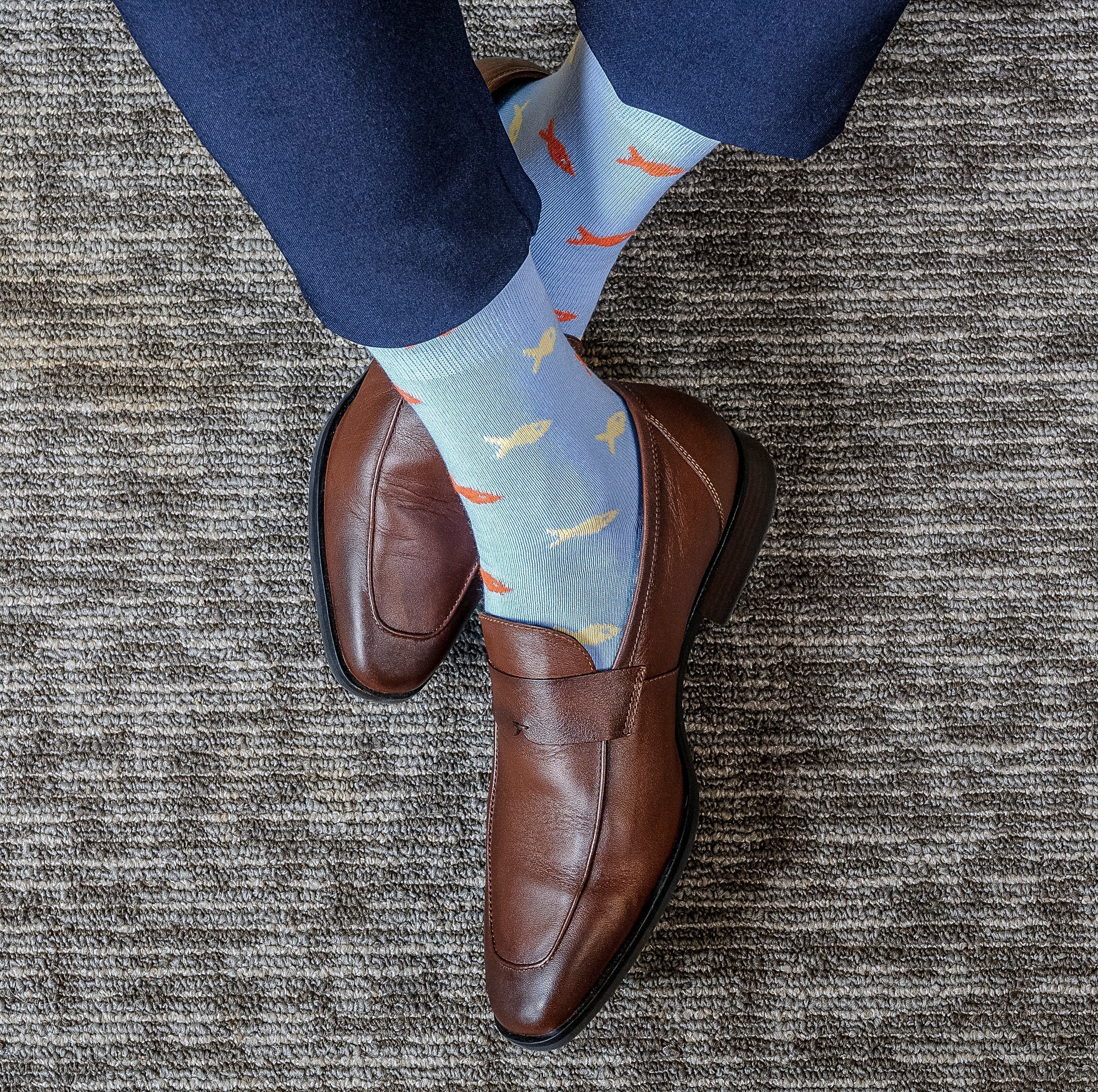 How to Wear Bright Colors and Still Look Stylish?