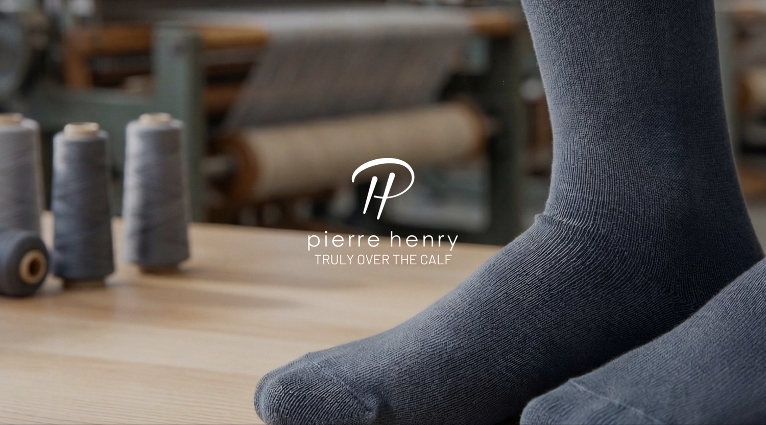 Cotton vs. Synthetic: The Science of Dry, Comfortable Feet