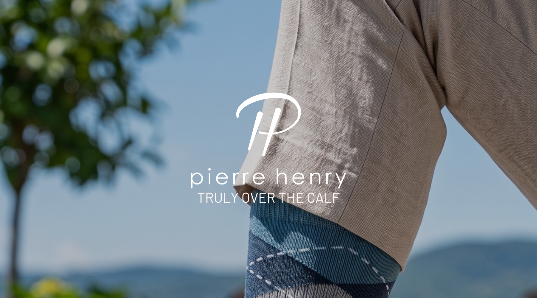 The Al Fresco Paradox: How to Dress for Outdoor Business Lunches