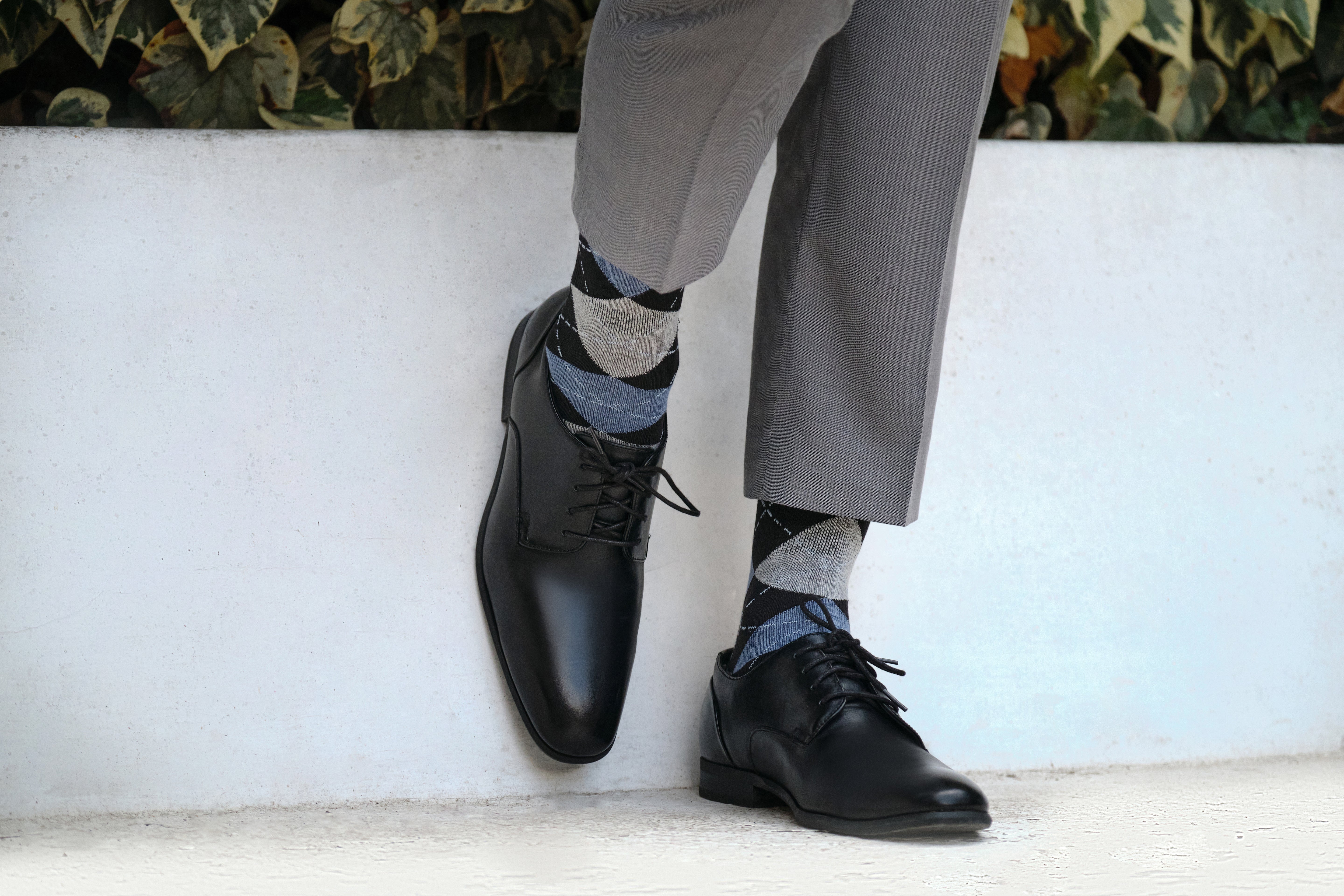 argyle black light grey and light blue mid calf dress socks, black dress shoes, grey dress pants